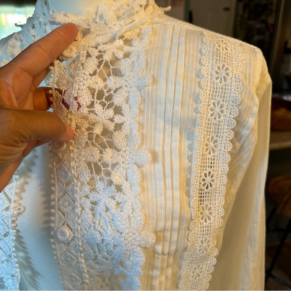 Spool 72 Goddess lace blouse - Picture 10 of 13
